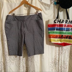 Worthington black and white print Bermuda shorts
